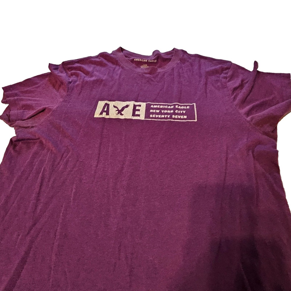 American Eagle Mens LG Purple New York Seventy Seven Graphic T-Shirt 1-00454